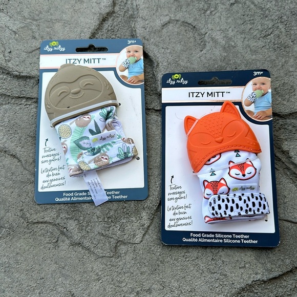 Lot of 2 Itzy Ritzy Mitt Teether Silicone Velcro Teething Baby Gender Neutral - Picture 1 of 1